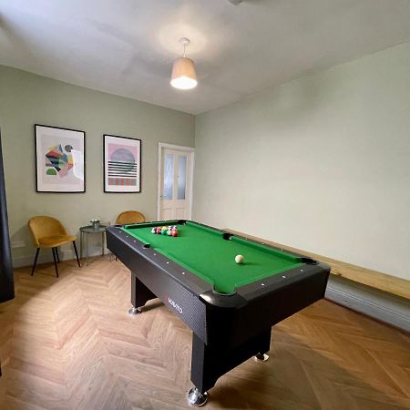 Edwardian City Centre House For Big Groups, Offroad Parking & Hot Tub! カーディフ エクステリア 写真