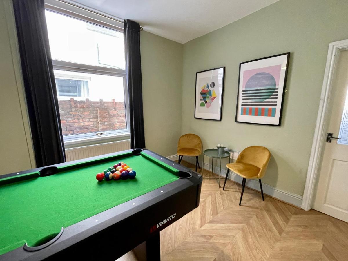Edwardian City Centre House For Big Groups, Offroad Parking & Hot Tub! カーディフ エクステリア 写真